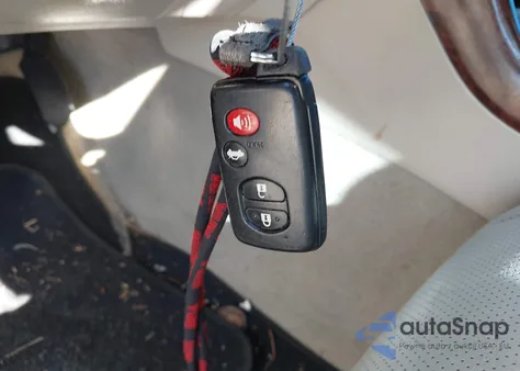 2011 Toyota Avalon Limited из США, поврежденный, VIN 4T1BK3DB3BU402909